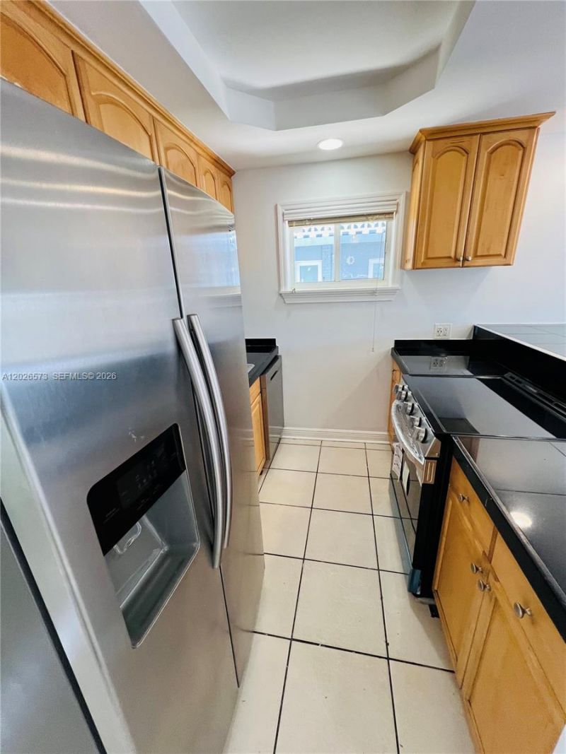 2033 Calais Dr, Unit 5, Miami Beach, FL 33141 Photo
