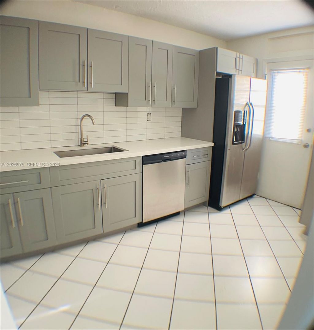 12590 NE 16th Ave , Unit 610, North Miami, FL 33161 Photo