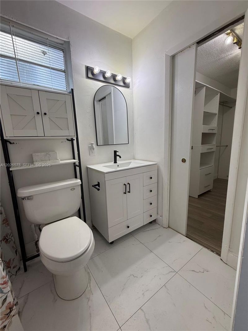 1816 NW 25th Ter, Unit 2, Fort Lauderdale, FL 33311 Photo