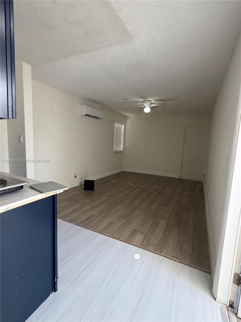 1816 NW 25th Ter, Unit 2, Fort Lauderdale, FL 33311 Photo