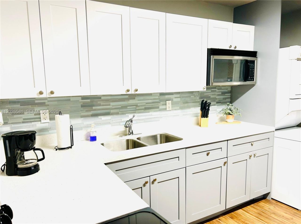 1011 NW 7th Ave , Unit 1011, Miami, FL 33136 Photo