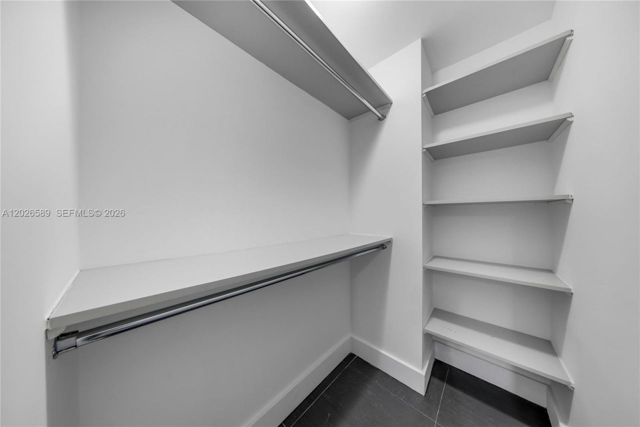 60 SW 13th St , Unit 4404, Miami, FL 33130 Photo