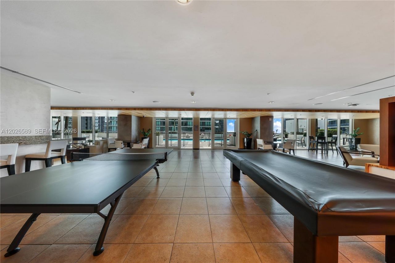 60 SW 13th St , Unit 4404, Miami, FL 33130 Photo