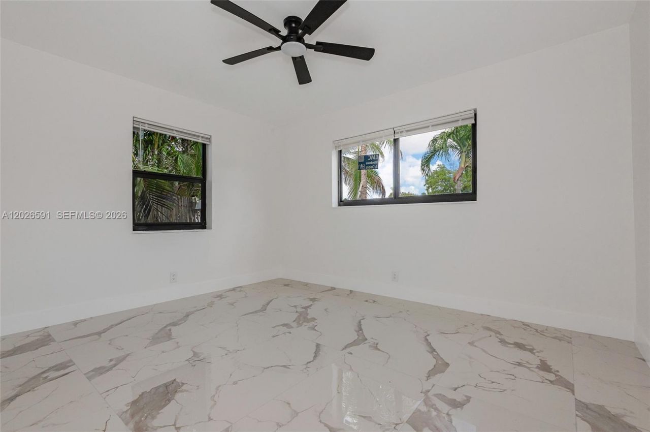 537 S 29th Ct , Hollywood, FL 33020 Photo