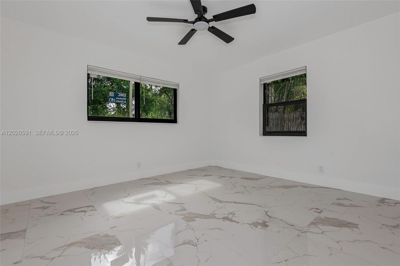 537 S 29th Ct , Hollywood, FL 33020 Photo