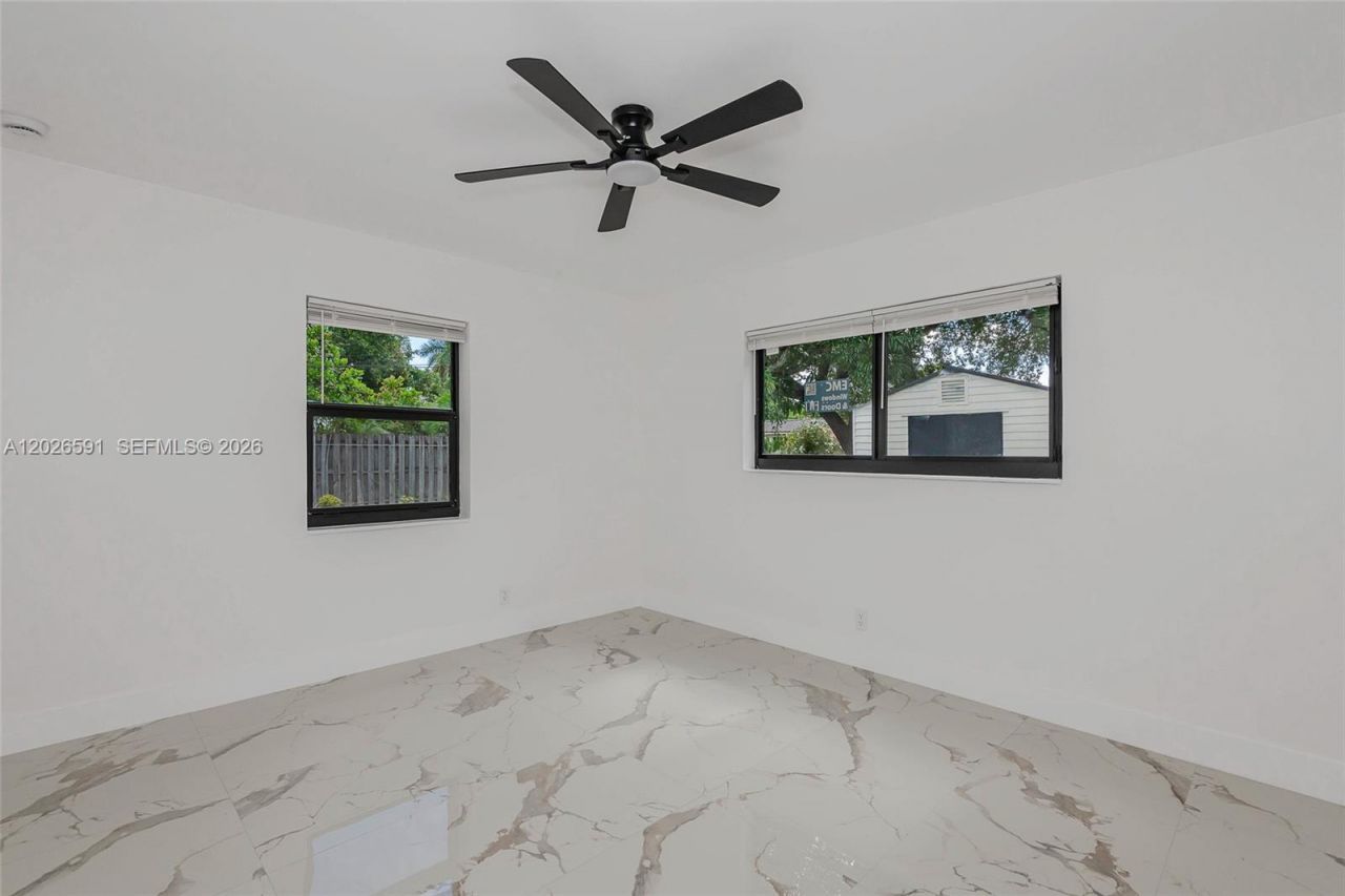537 S 29th Ct , Hollywood, FL 33020 Photo