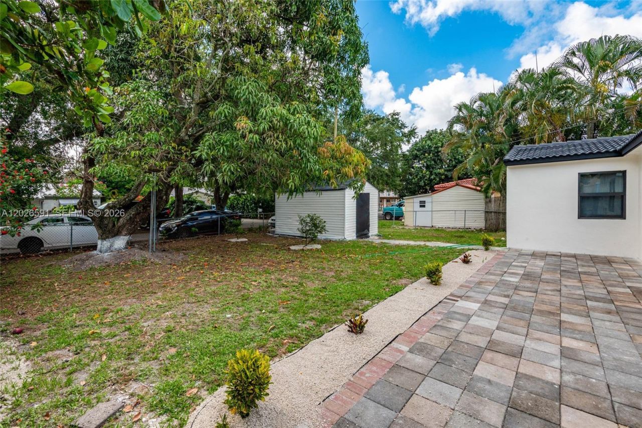 537 S 29th Ct , Hollywood, FL 33020 Photo