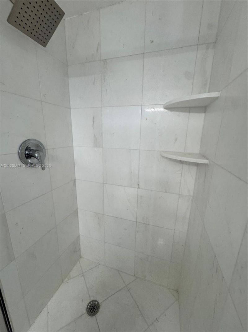 3530 Mystic Pointe Dr , Unit 2709, Aventura, FL 33180 Photo