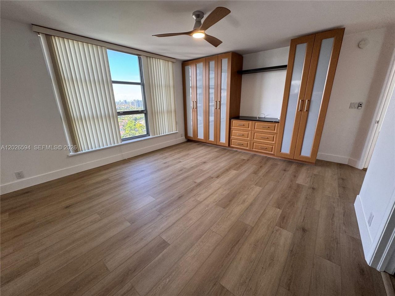 3530 Mystic Pointe Dr , Unit 2709, Aventura, FL 33180 Photo