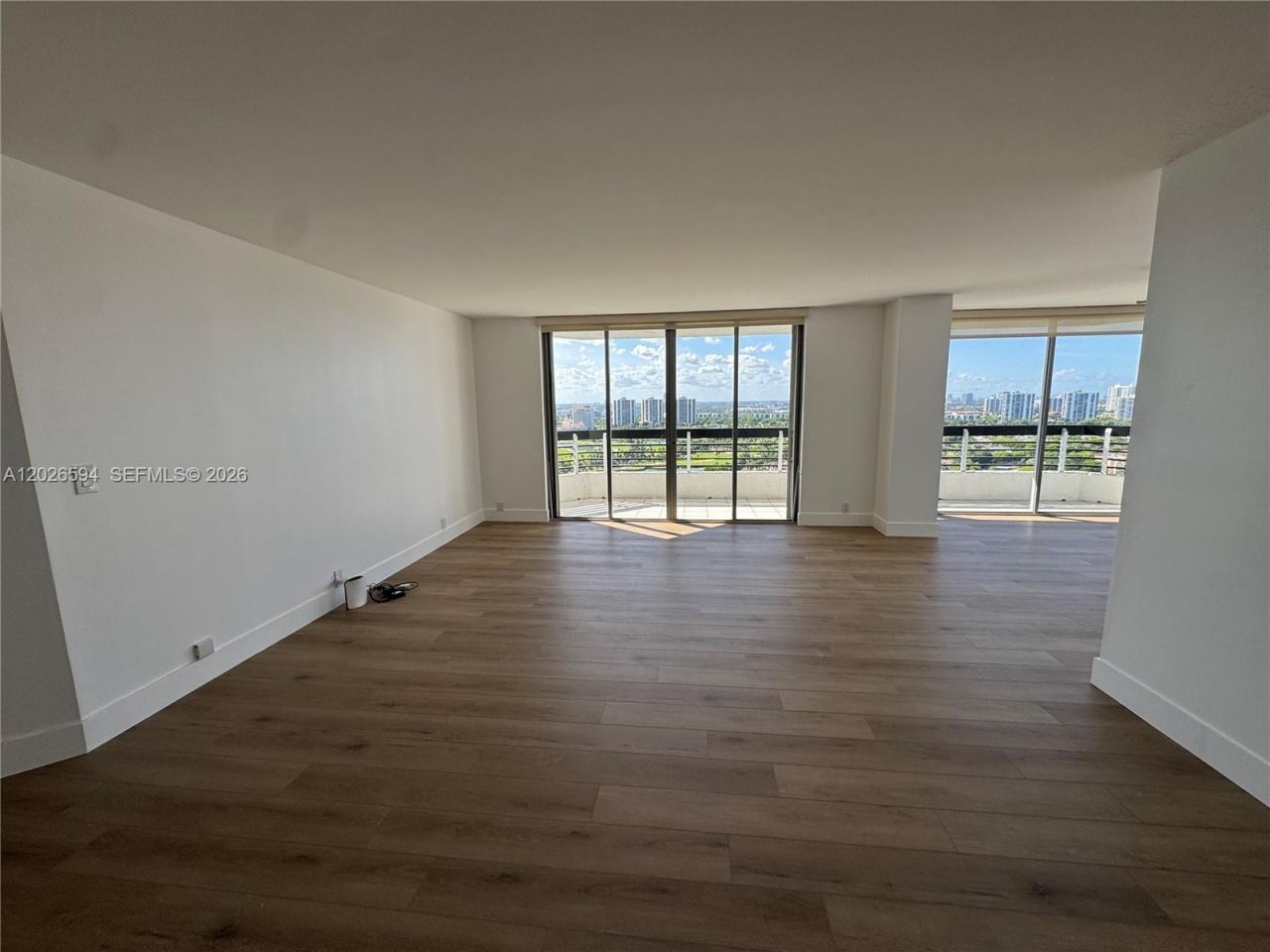 3530 Mystic Pointe Dr , Unit 2709, Aventura, FL 33180 Photo