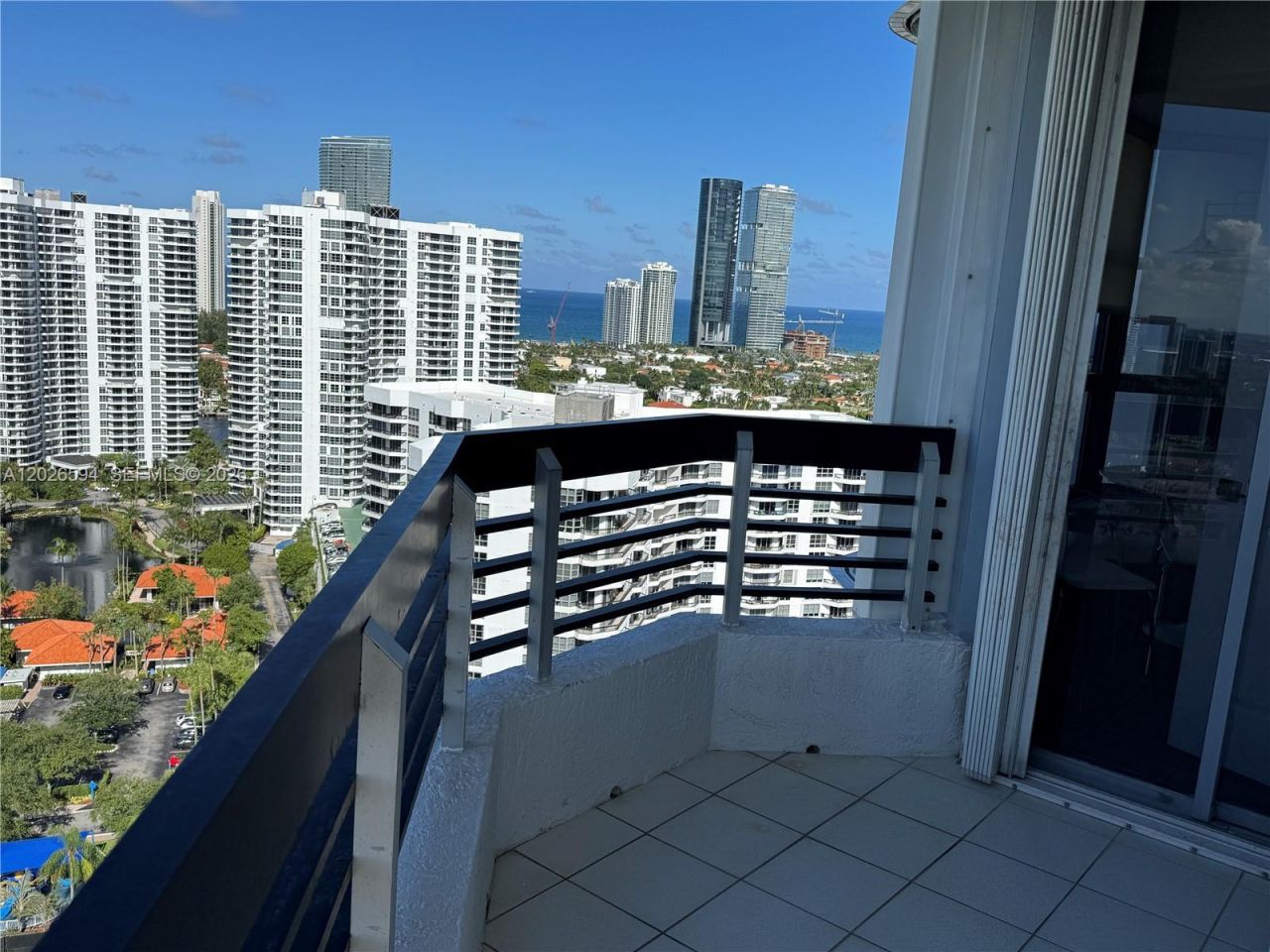 3530 Mystic Pointe Dr , Unit 2709, Aventura, FL 33180 Photo