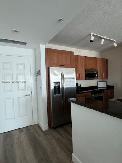 1300 Ponce De Leon Blvd, Unit 702, Coral Gables, FL 33134 Photo