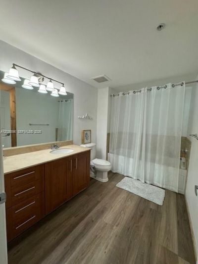 1300 Ponce De Leon Blvd, Unit 702, Coral Gables, FL 33134 Photo