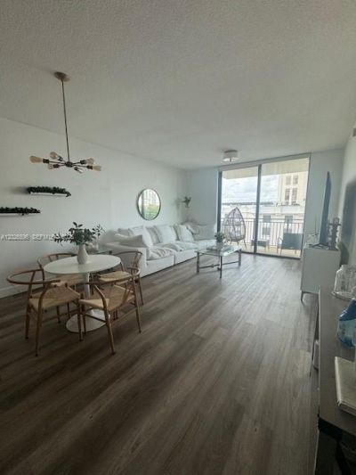 1300 Ponce De Leon Blvd, Unit 702, Coral Gables, FL 33134 Photo