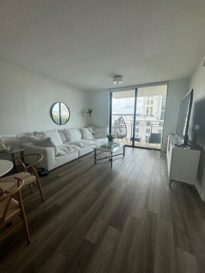 1300 Ponce De Leon Blvd, Unit 702, Coral Gables, FL 33134 Photo
