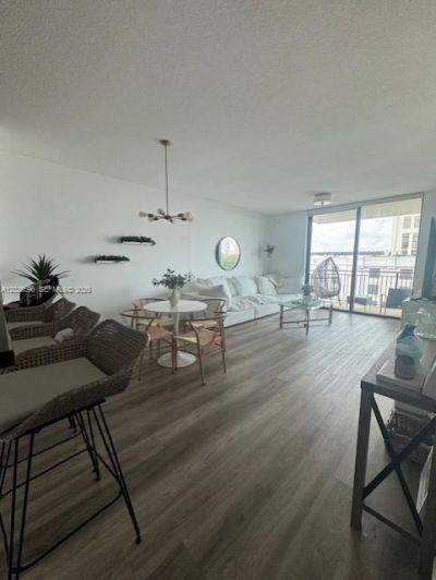 1300 Ponce De Leon Blvd, Unit 702, Coral Gables, FL 33134 Photo