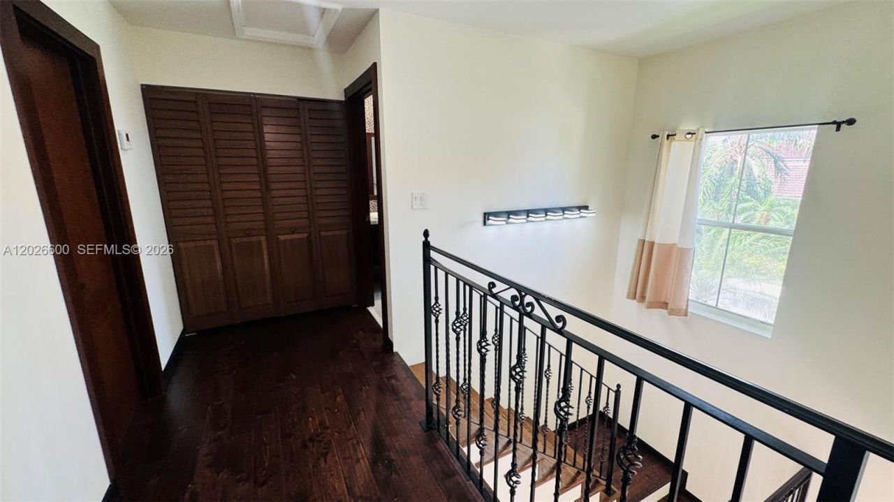 1094 Redwood St, Unit 1094, Hollywood, FL 33019 Photo