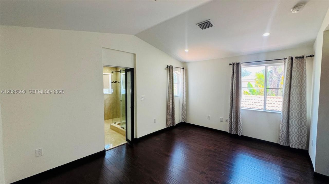 1094 Redwood St, Unit 1094, Hollywood, FL 33019 Photo
