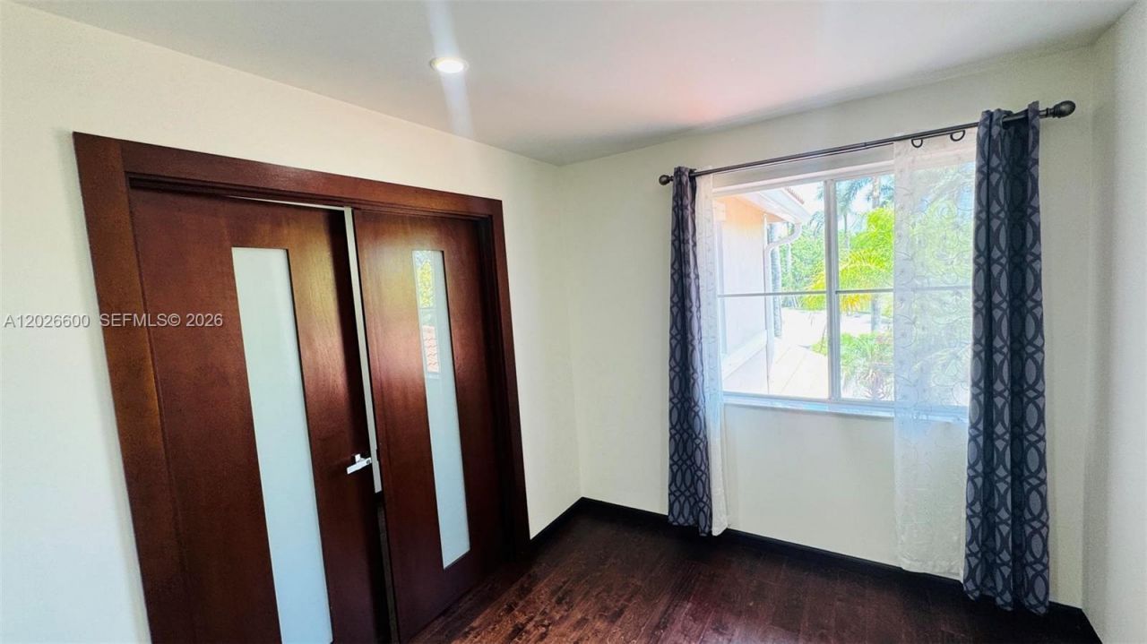 1094 Redwood St, Unit 1094, Hollywood, FL 33019 Photo
