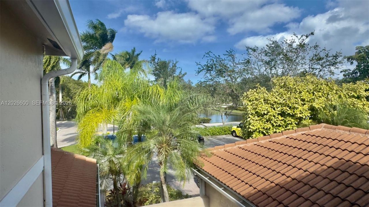 1094 Redwood St, Unit 1094, Hollywood, FL 33019 Photo