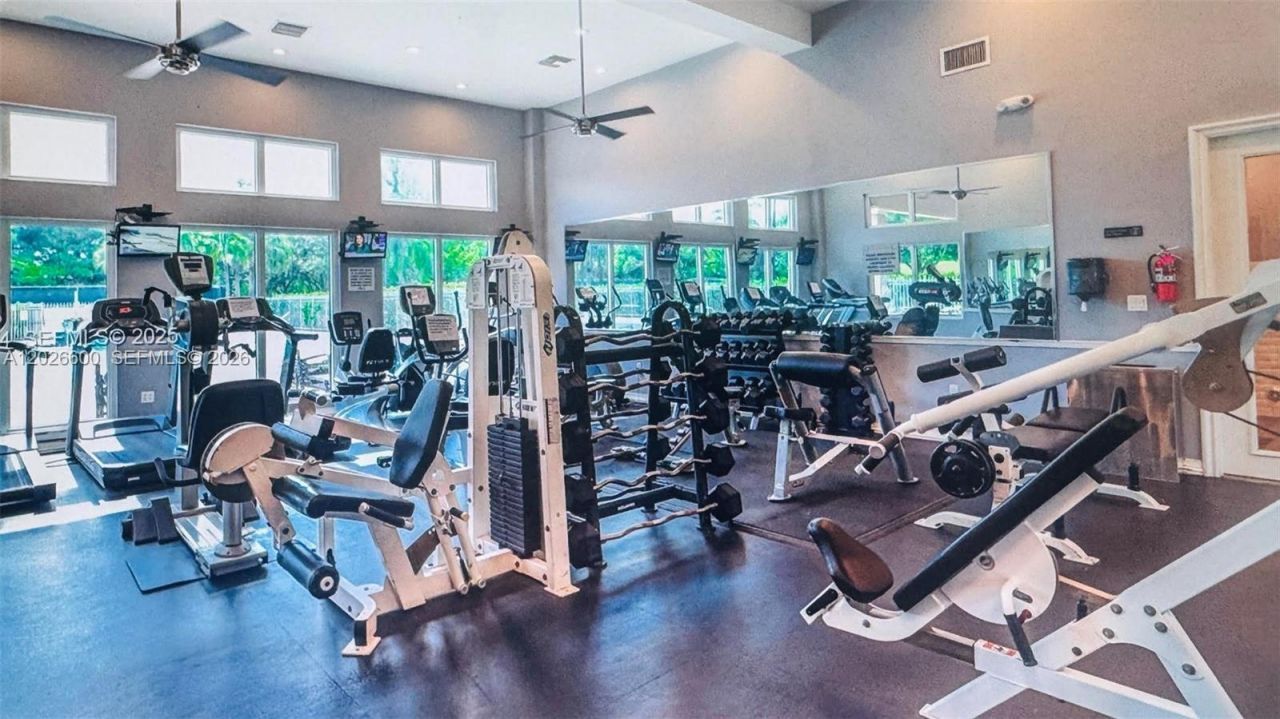 1094 Redwood St, Unit 1094, Hollywood, FL 33019 Photo