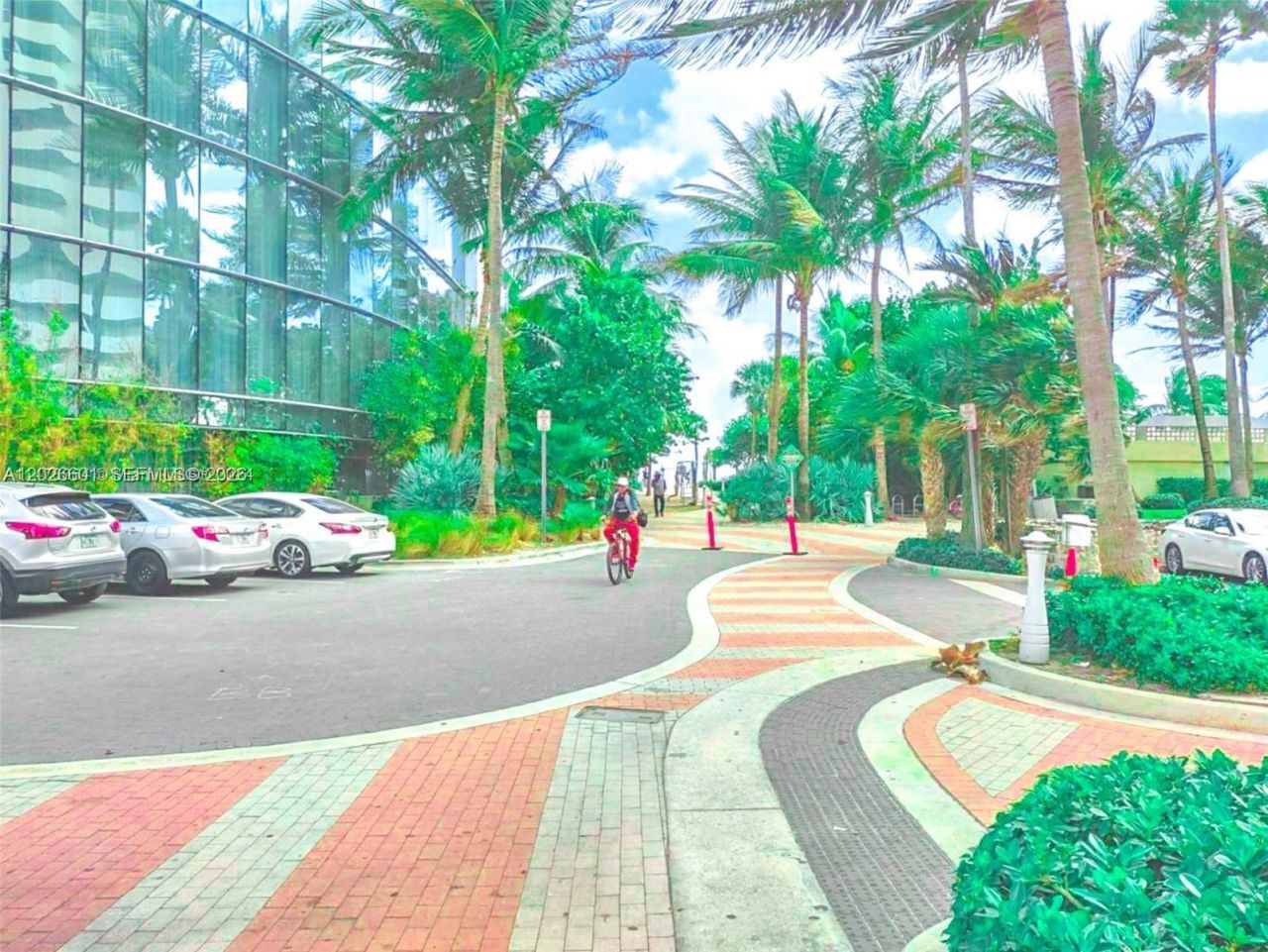 2924 Collins Ave, Unit 301, Miami Beach, FL 33140 Photo