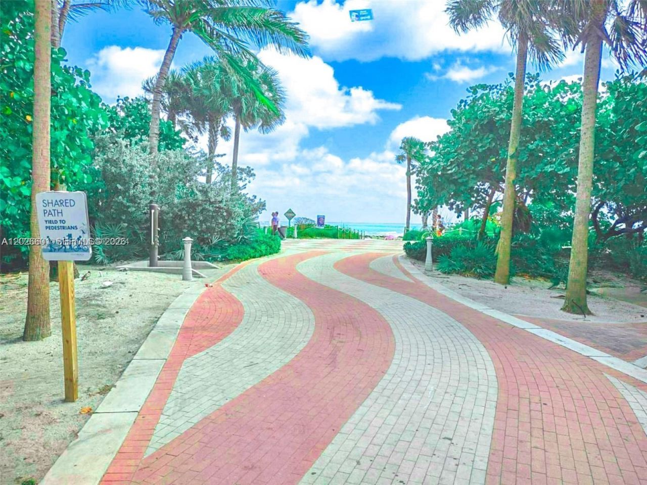 2924 Collins Ave, Unit 301, Miami Beach, FL 33140 Photo
