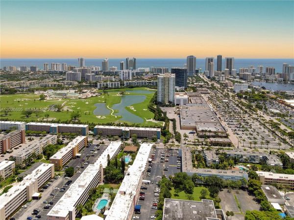 180 NE 12th Ave , Unit 18C, Hallandale Beach, FL 33009