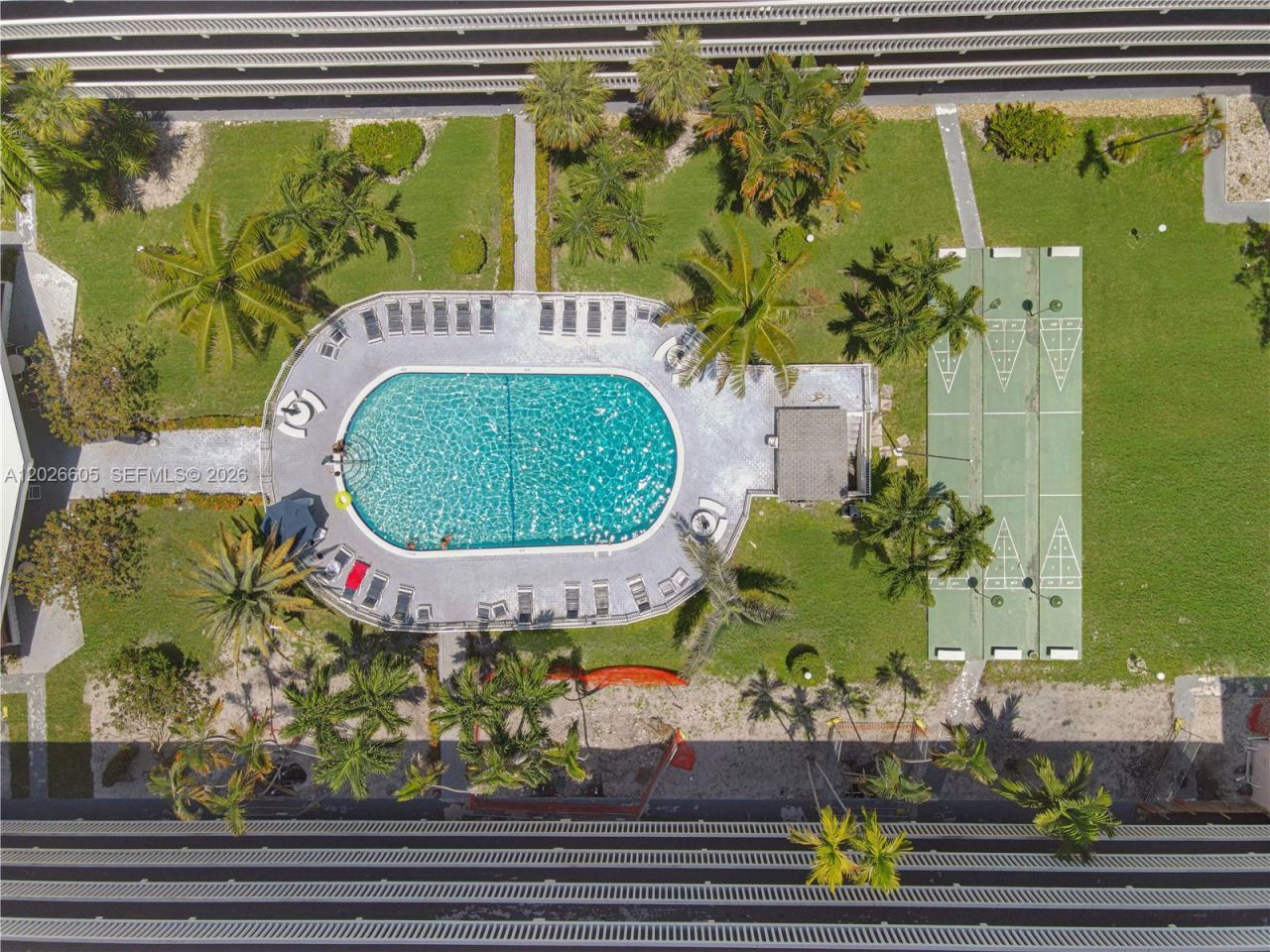 180 NE 12th Ave, Unit 18C, Hallandale Beach, FL 33009 Photo
