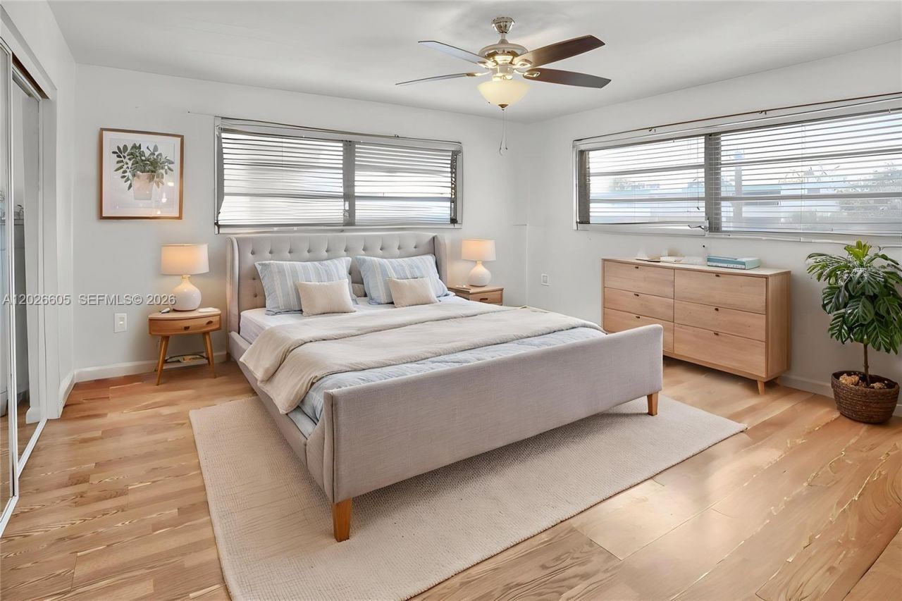 180 NE 12th Ave, Unit 18C, Hallandale Beach, FL 33009 Photo