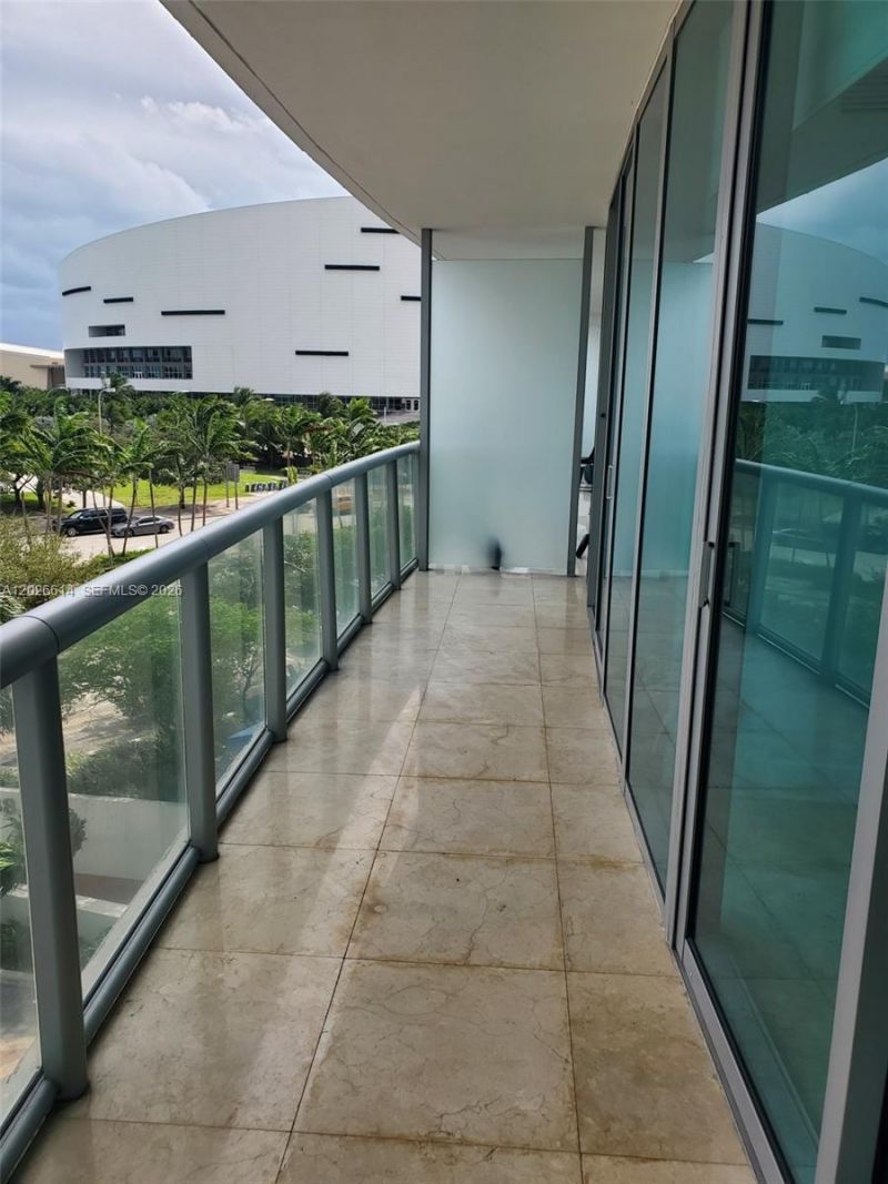 888 Biscayne Blvd , Unit 311, Miami, FL 33132 Photo