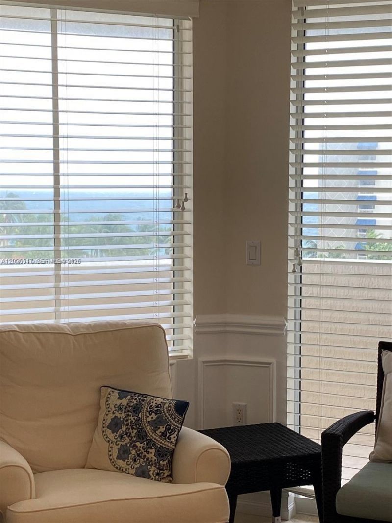 2011 N Ocean Blvd , Unit 605, Fort Lauderdale, FL 33305 Photo