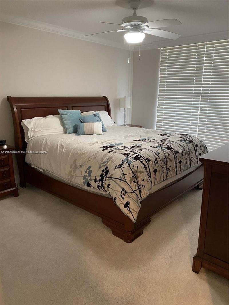 2011 N Ocean Blvd , Unit 605, Fort Lauderdale, FL 33305 Photo