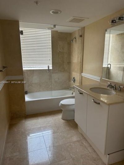 2011 N Ocean Blvd , Unit 605, Fort Lauderdale, FL 33305 Photo