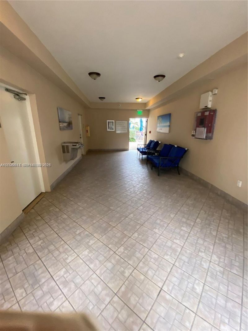 2011 N Ocean Blvd , Unit 605, Fort Lauderdale, FL 33305 Photo