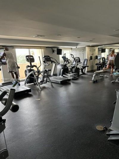2011 N Ocean Blvd , Unit 605, Fort Lauderdale, FL 33305 Photo