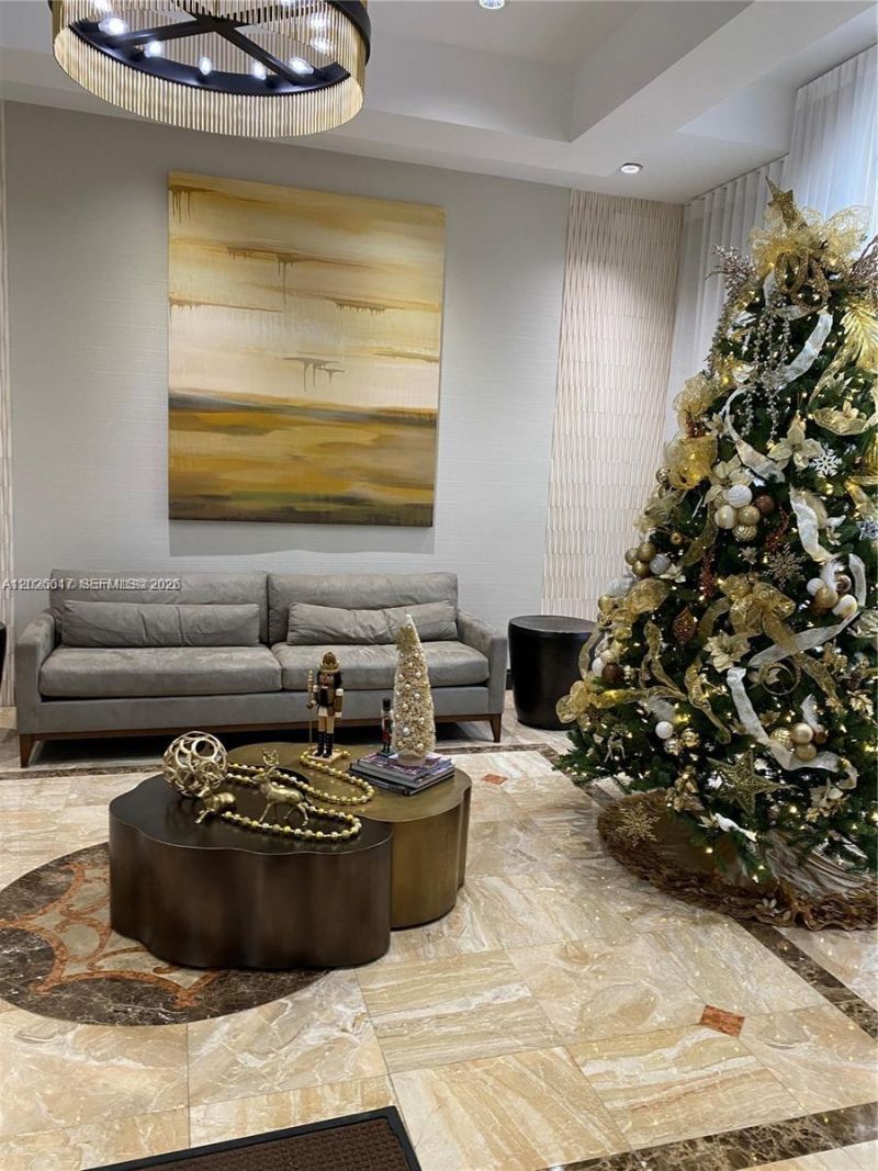 2011 N Ocean Blvd , Unit 605, Fort Lauderdale, FL 33305 Photo