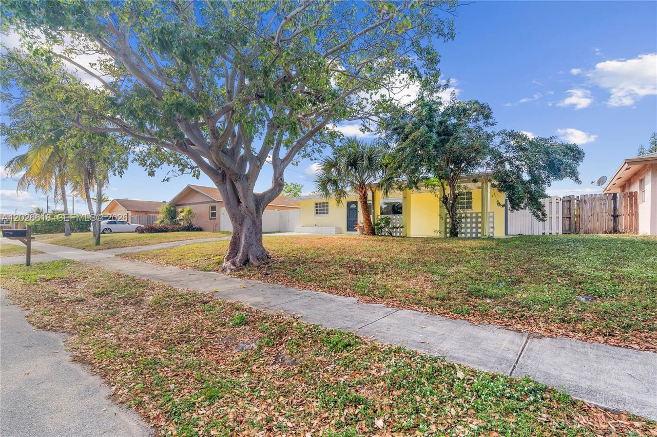 1831 NW 1st Ter, Pompano Beach, FL 33060 Photo