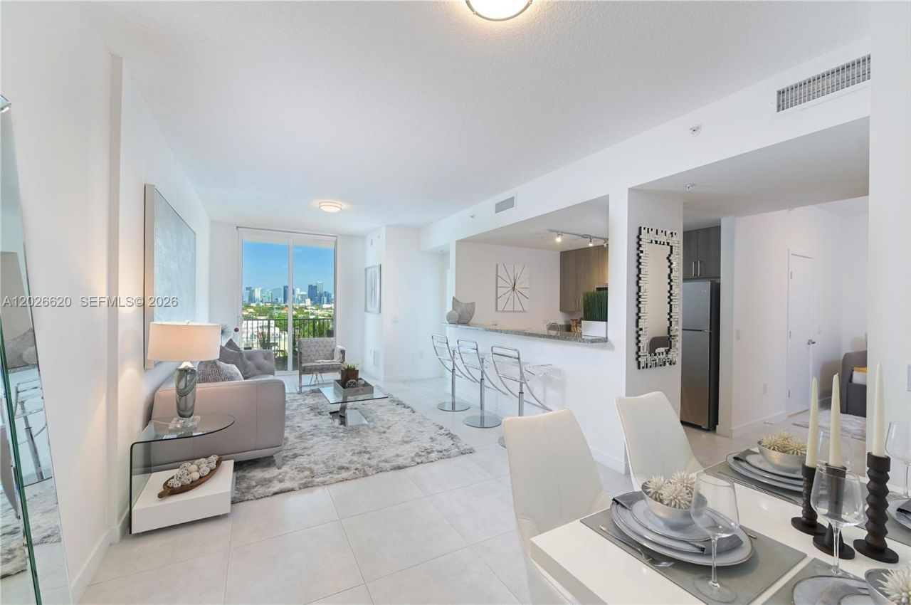 514 SW 22nd Ave , Unit 707, Miami, FL 33135 Photo