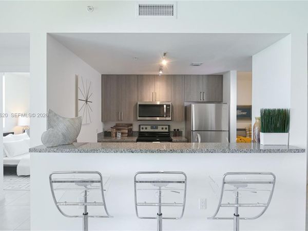 514 SW 22nd Ave, Unit 405, Miami, FL 33135