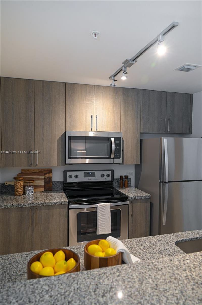 514 SW 22nd Ave, Unit 405, Miami, FL 33135 Photo