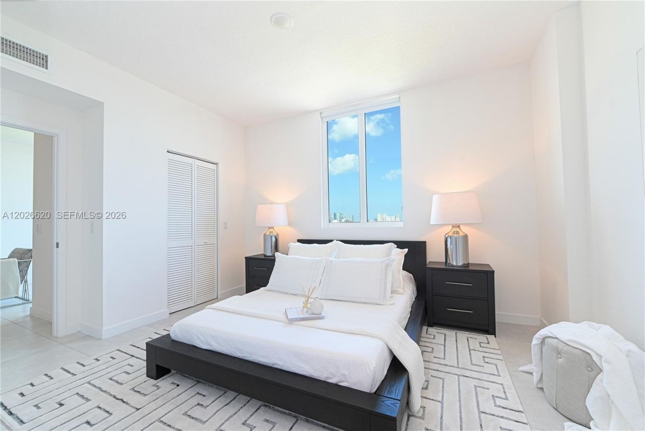 514 SW 22nd Ave, Unit 405, Miami, FL 33135 Photo
