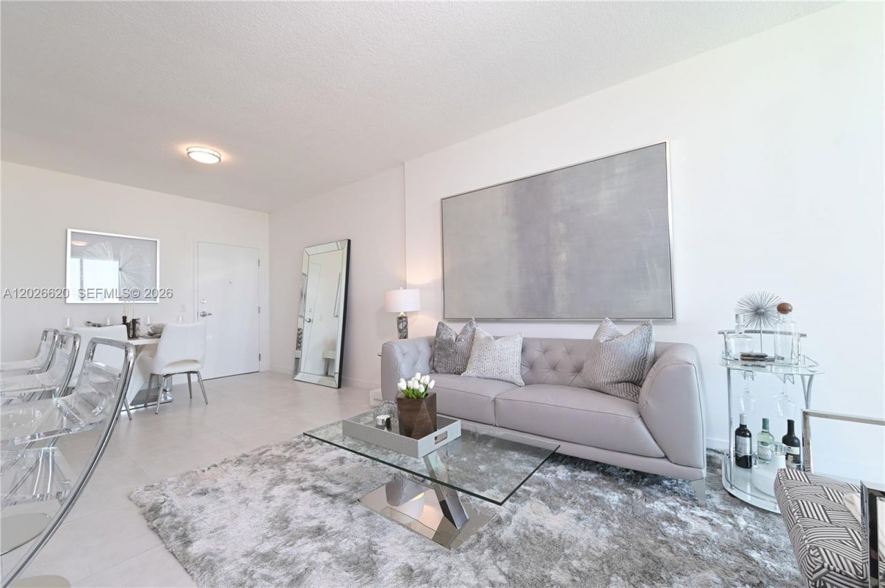 514 SW 22nd Ave, Unit 405, Miami, FL 33135 Photo