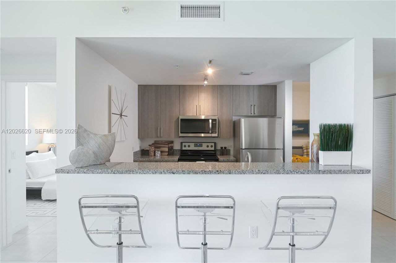 514 SW 22nd Ave, Unit 707, Miami, FL 33135 Photo