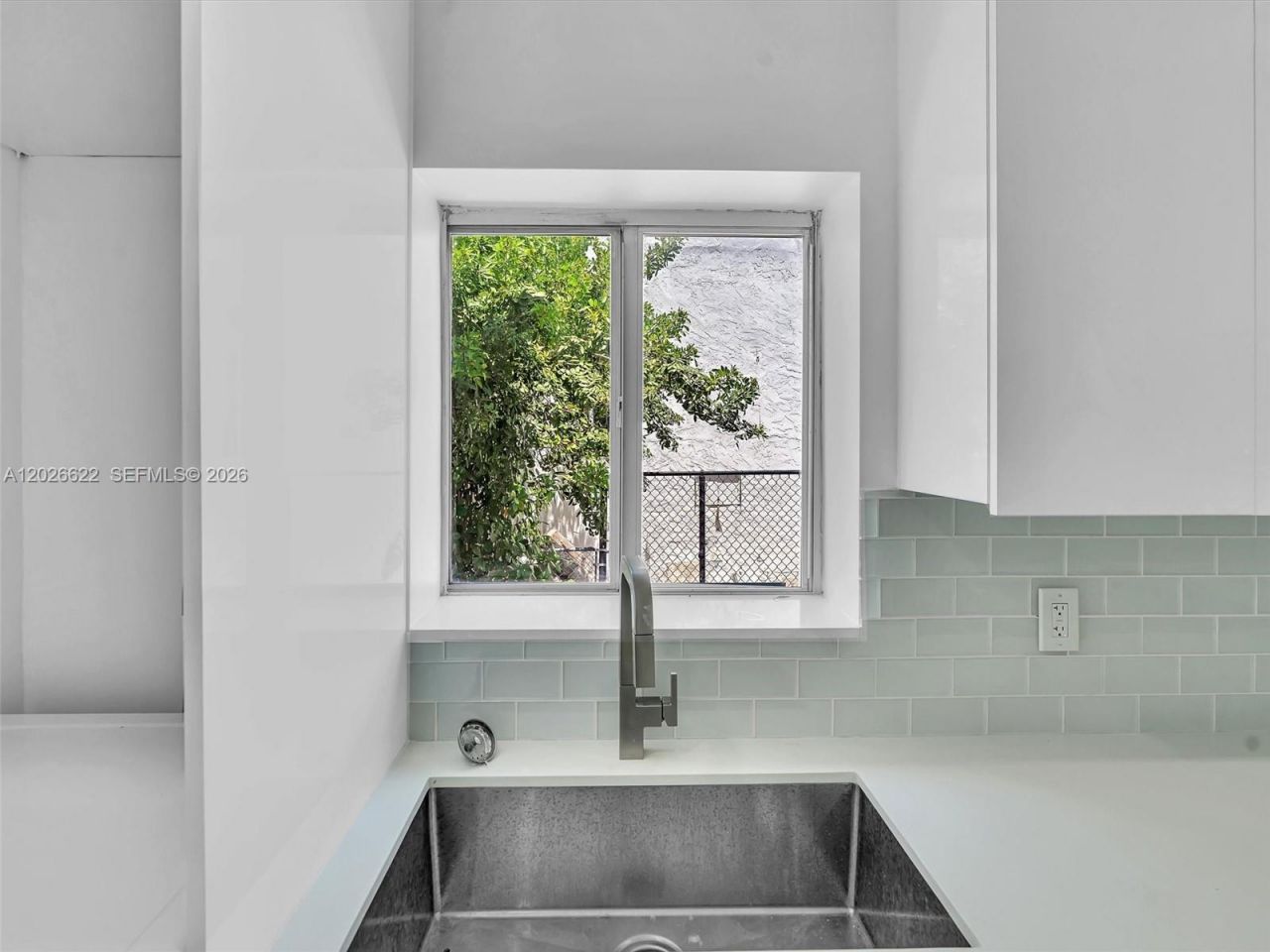 11900 N Bayshore Dr , Unit 1-8, North Miami, FL 33181 Photo