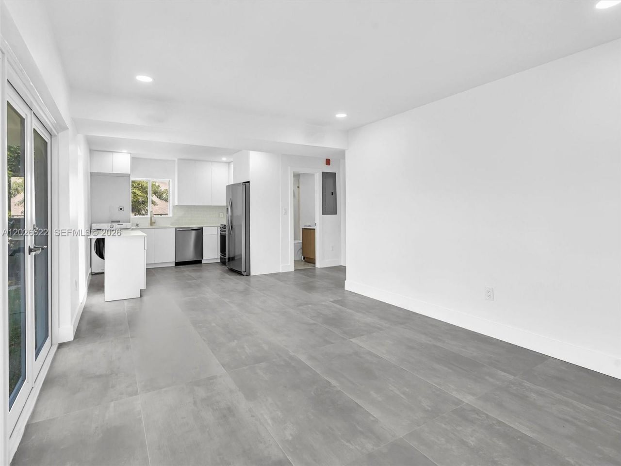 11900 N Bayshore Dr , Unit 1-8, North Miami, FL 33181 Photo
