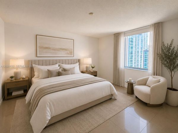 1060 Brickell Ave , Unit 3915, Miami, FL 33131