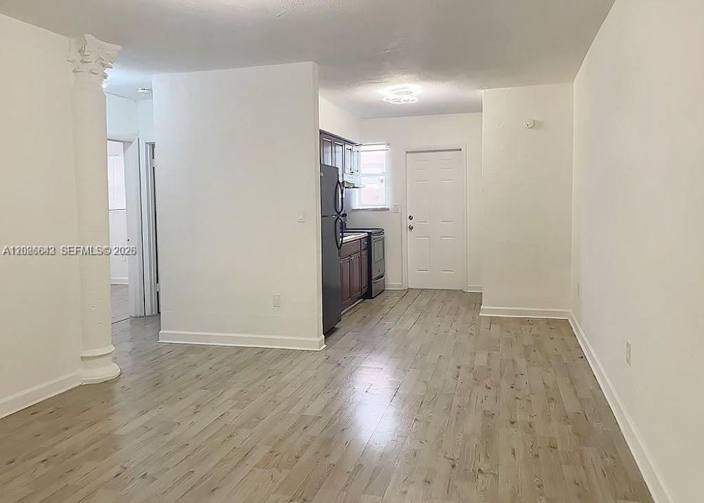 1833 NW 41st St, Miami, FL 33142 Photo