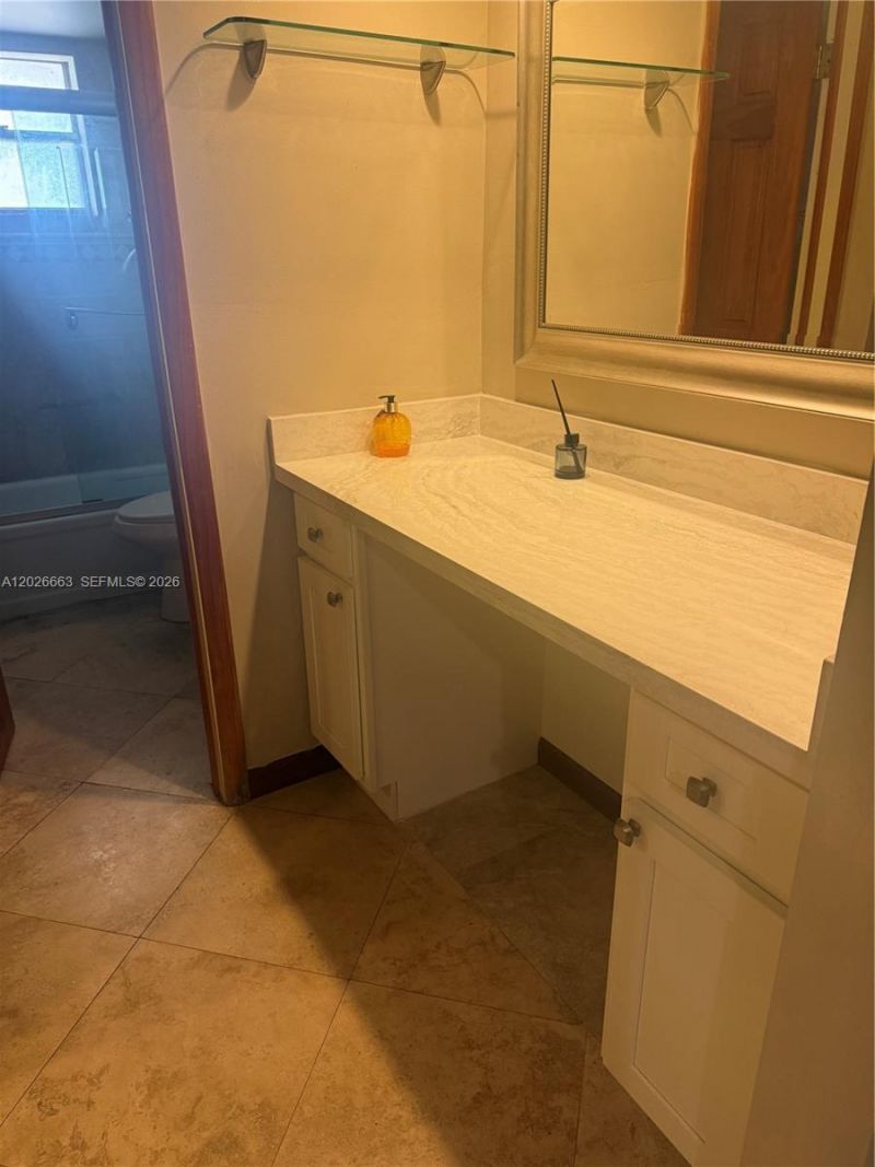 100 Ashbury Rd , Unit 104, Hollywood, FL 33024 Photo