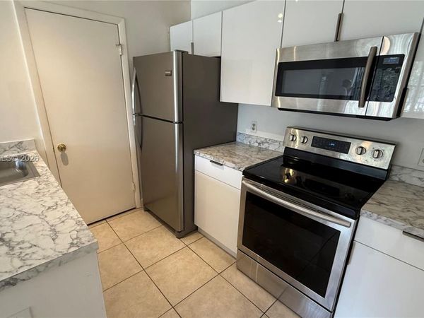 4581 W Mcnab Rd, Unit 20, Pompano Beach, FL 33069